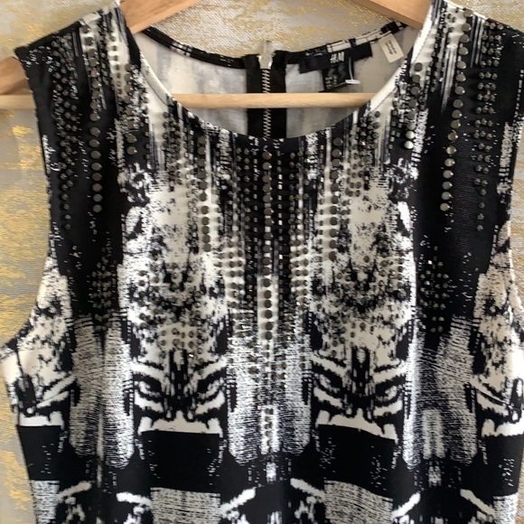 H&M Black & White Bodycon Stretch Shift Dress With Studs Size S - Picture 3 of 13